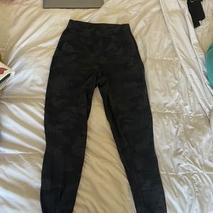 LULULEMON Adapted State Joggers WORN TWICE. Great condition